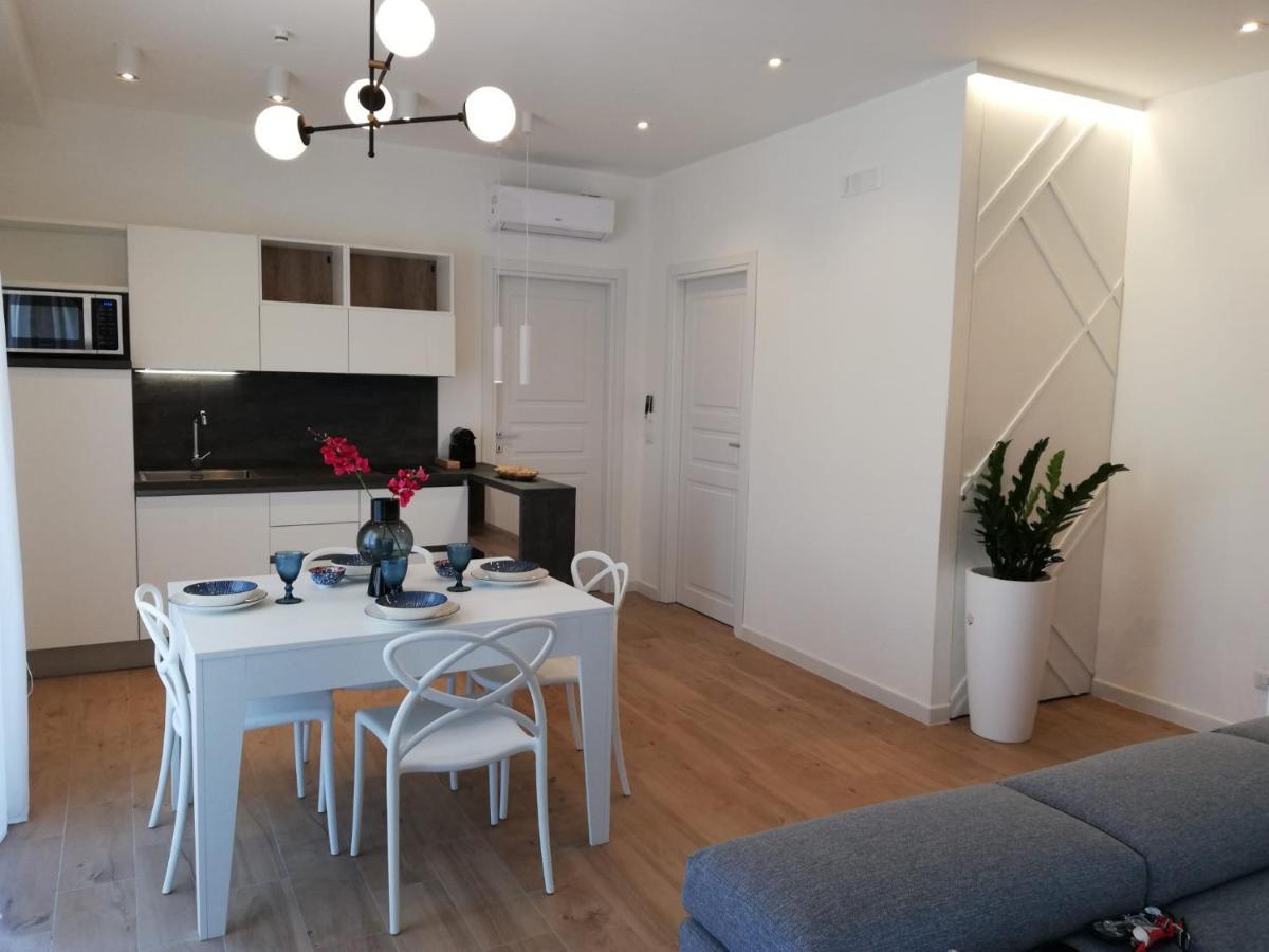 Strettomare-Business & Travel Apartment Reggio di Calabria Luaran gambar