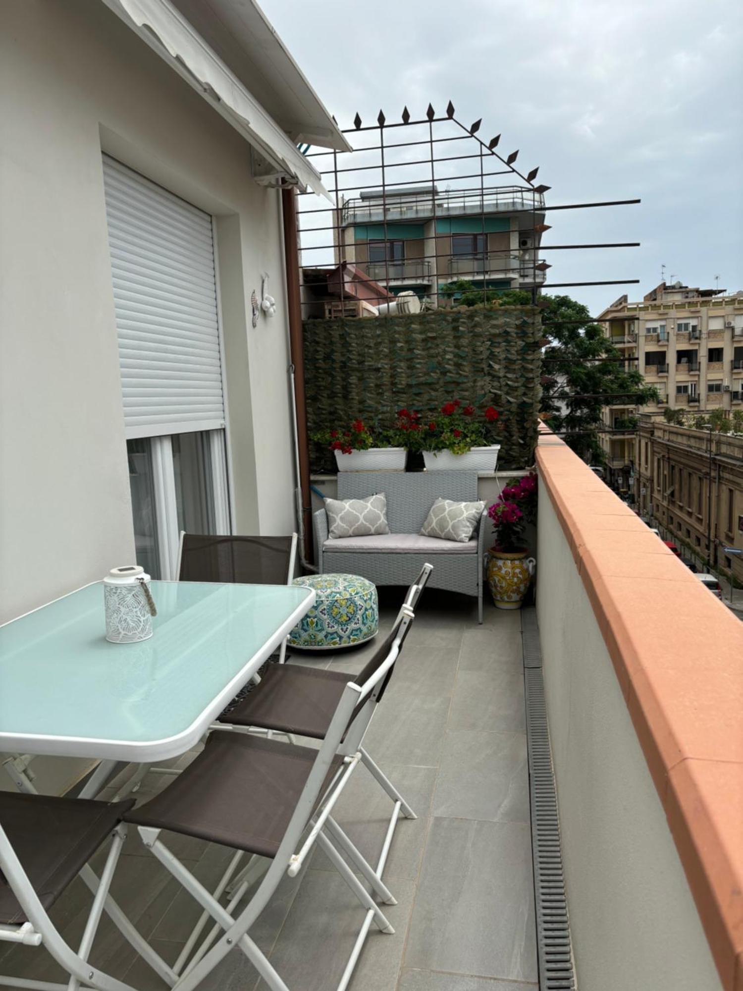 Strettomare-Business & Travel Apartment Reggio di Calabria Luaran gambar